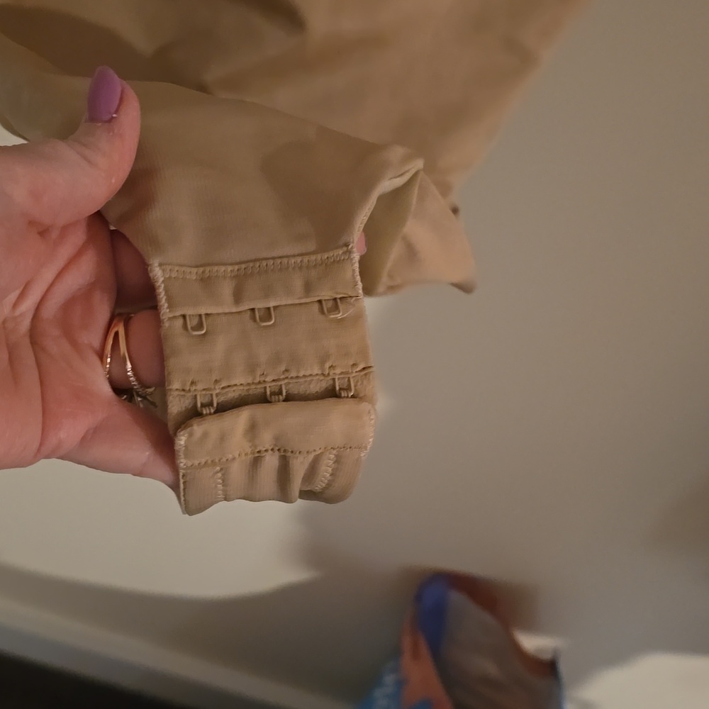Flexees Beige Nude Shapewear Bodysuit - Picture 4 of 5